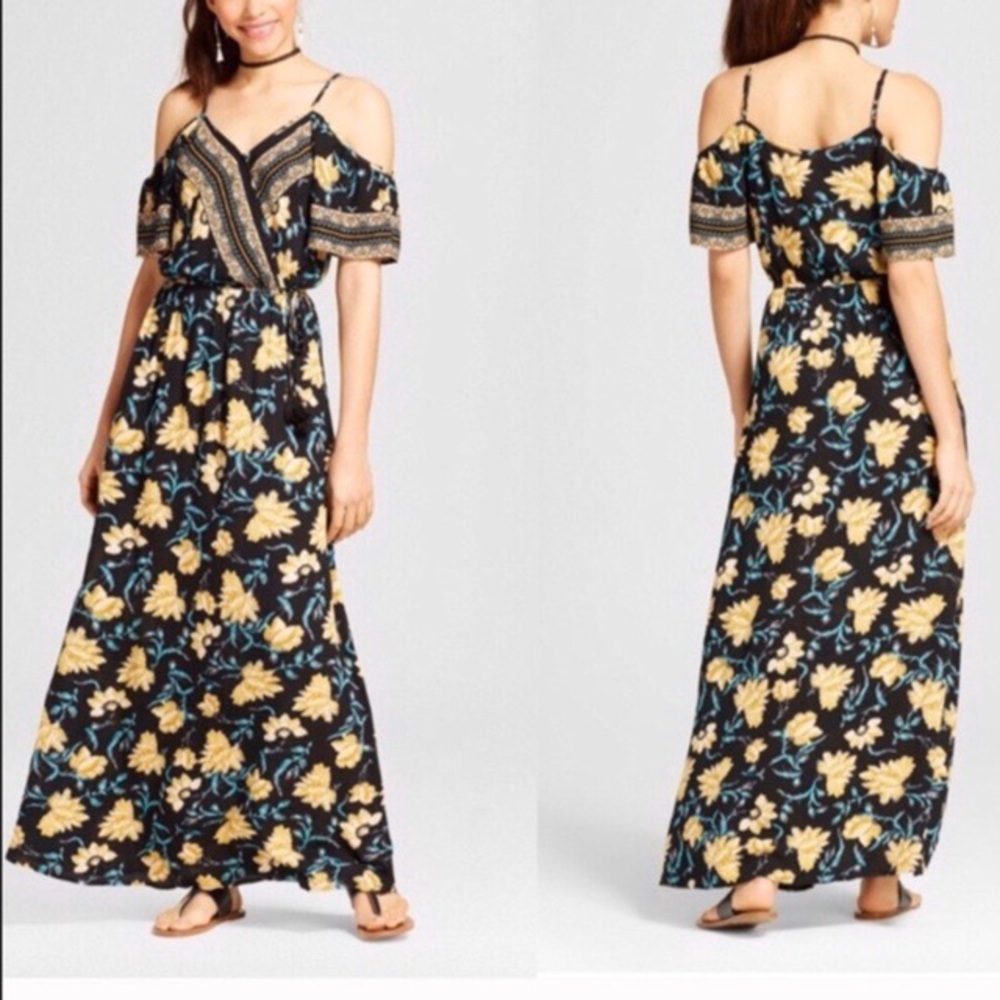 Open Shoulder Floral Maxi Dress